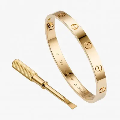Браслет из розового золота с бриллиантами из коллекции LOVE от Cartier