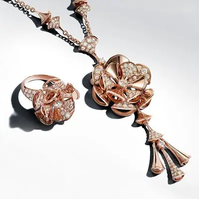 Колье и кольцо из коллекции Diva от Bvlgari