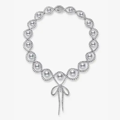 Колье из белого золота с жемчугом и бриллиантами от Mikimoto